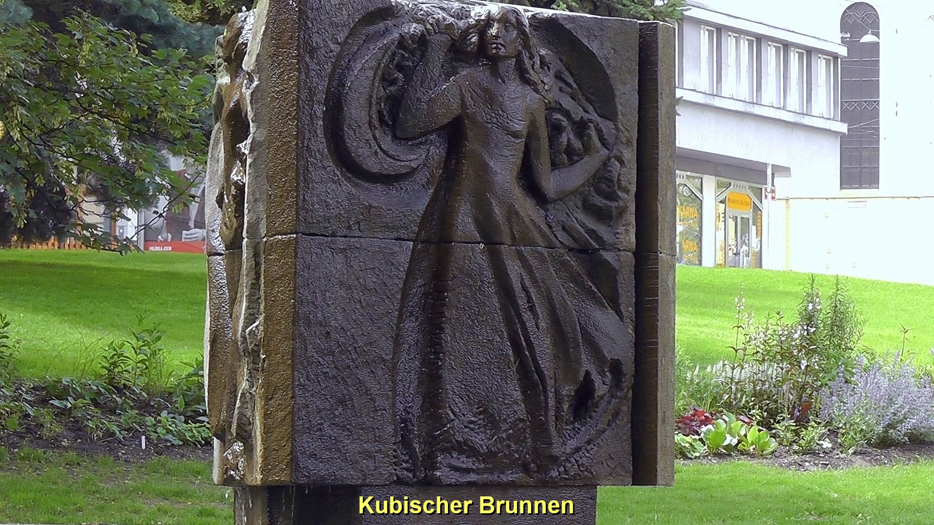 Pilsen Moderner kubischer Brunnen Detail